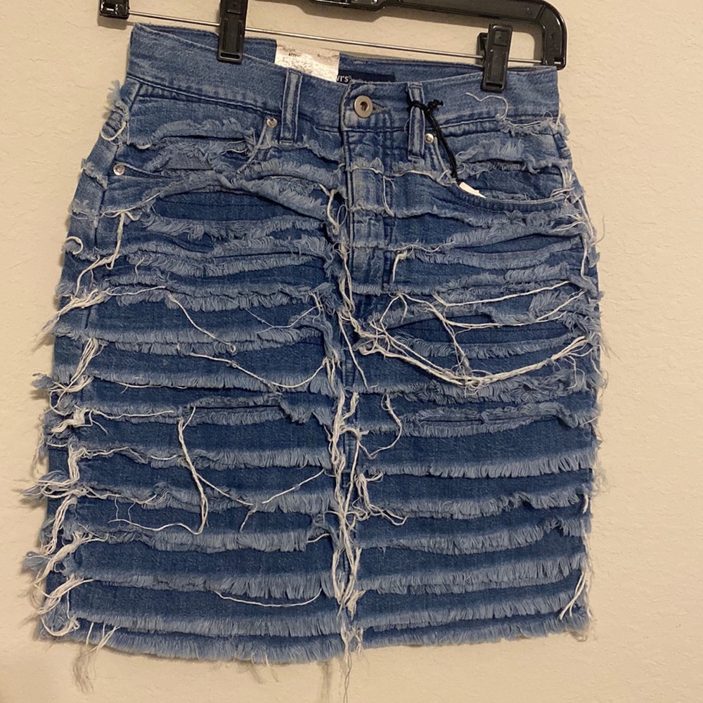 Levi’s Jean skirt size 24